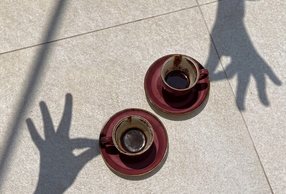 Dos tazas de café